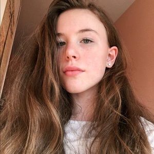 Meet your Posher, Lorelei